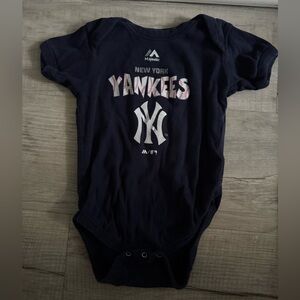 New York Yankees Baby Onesie Shirt Aaron Judge Size 12-18months